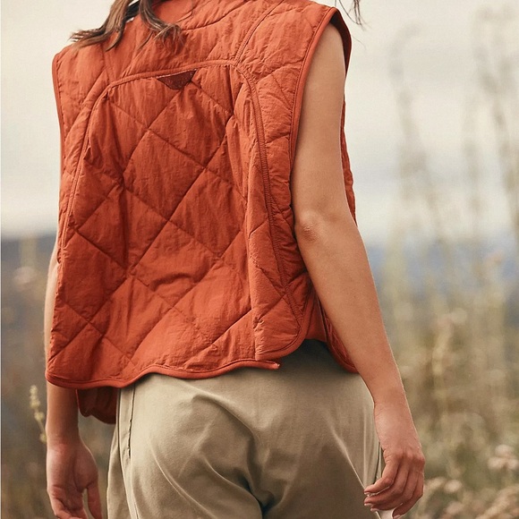 FP Movement by Free People Jackets & Blazers - FREE PEOPLE Quinn Quilted Puffer Vest